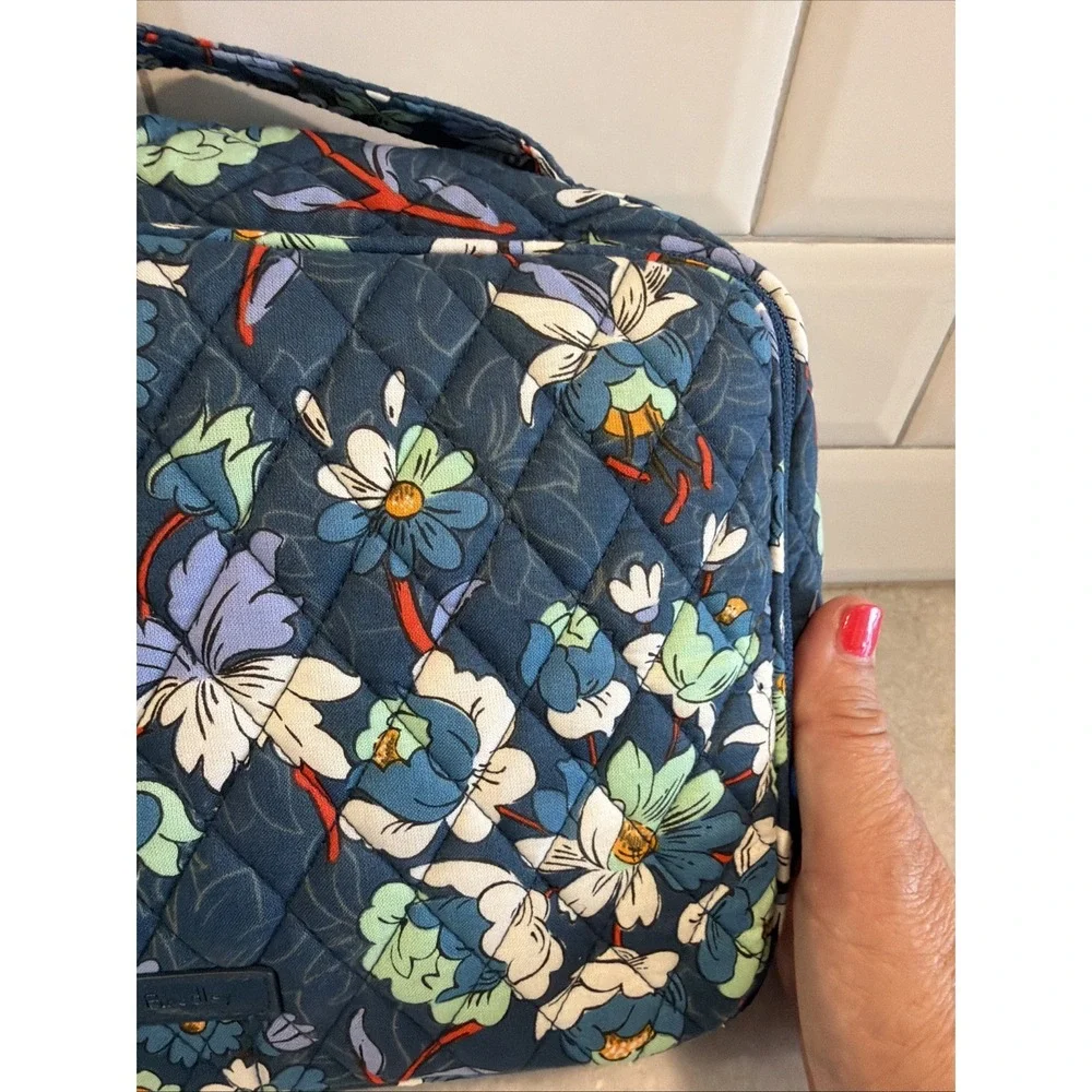 Vera Bradley FLORAL BURSTS Large 10.5 X 7